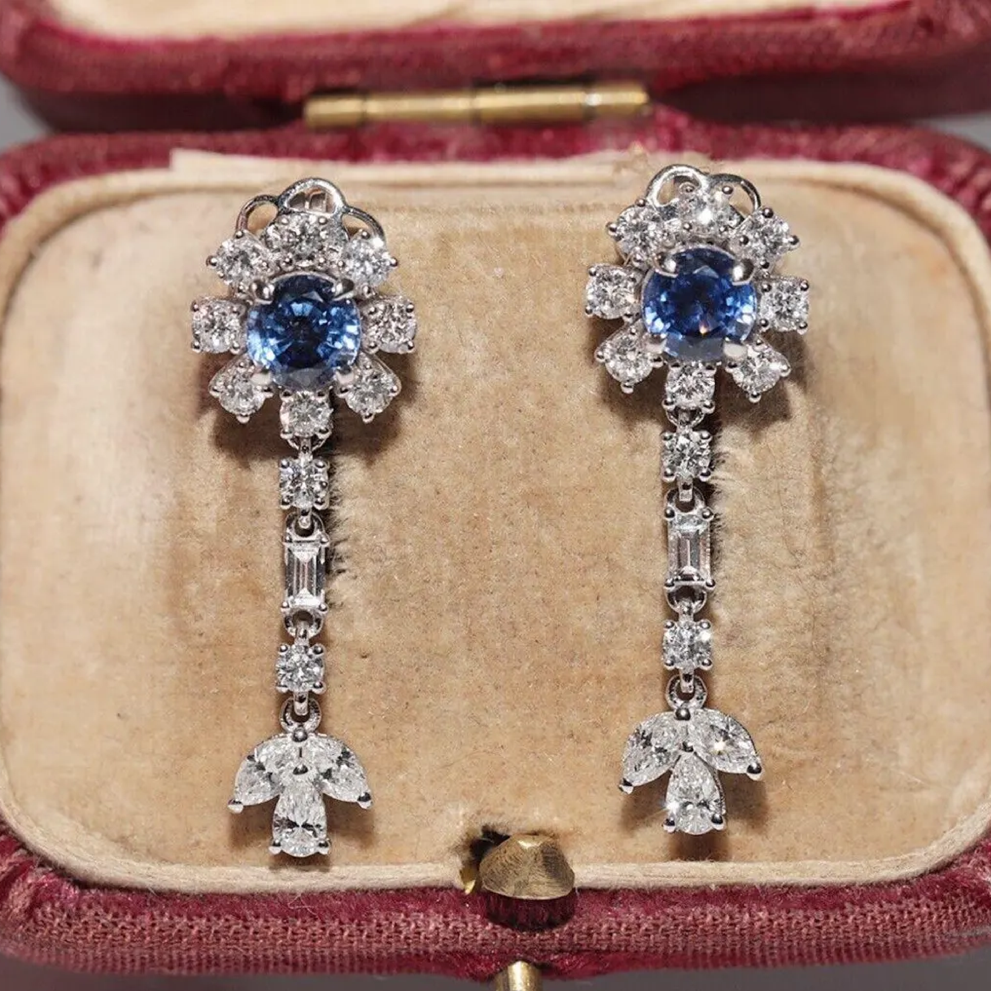 Elys Earrings